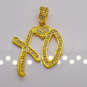 Arany Színű Köves XO Medál